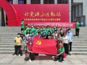 在上班时同事关系重要还是业绩重要？游戏画面