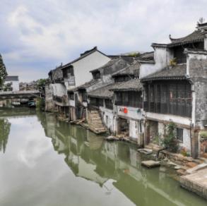 中欧班列助上合示范区链接世界
